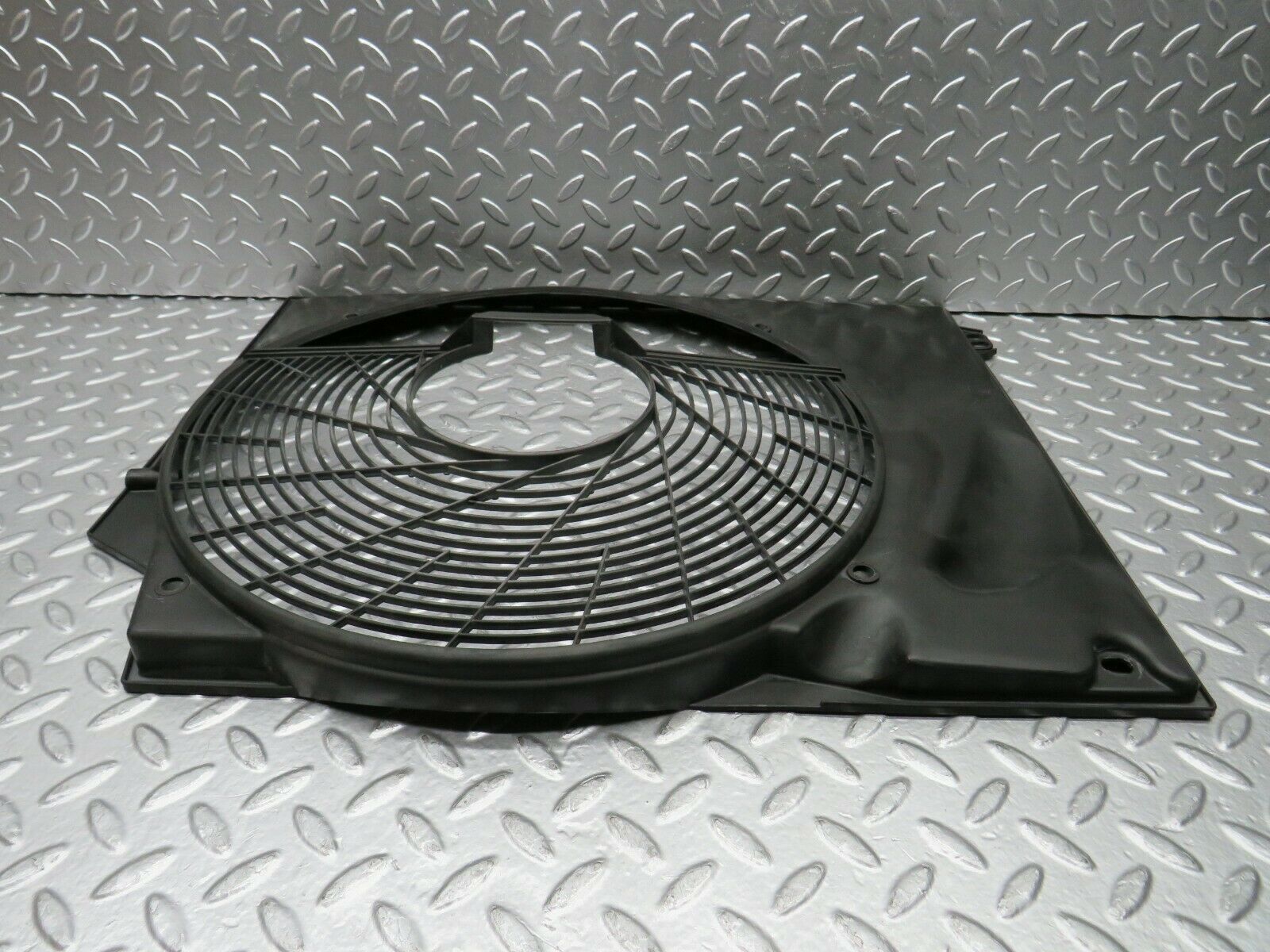 22495 Mercedes-Benz C124 E220 Coupe Fan Shroud 1245053655