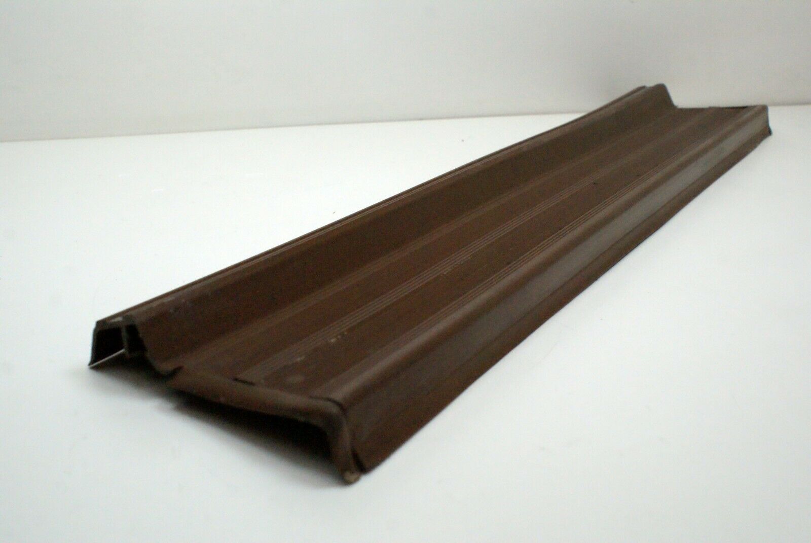 2100 Mercedes-Benz W116 350SE Door Sill Panel Rear