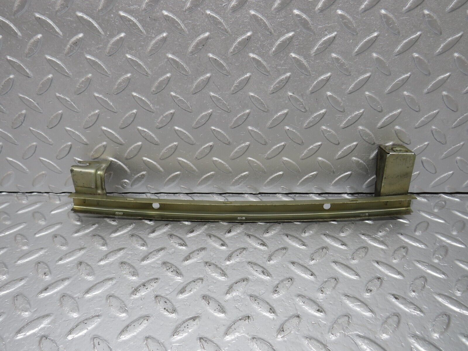 40586 Mercedes-Benz W123 300D Rear Right Door Window Channel