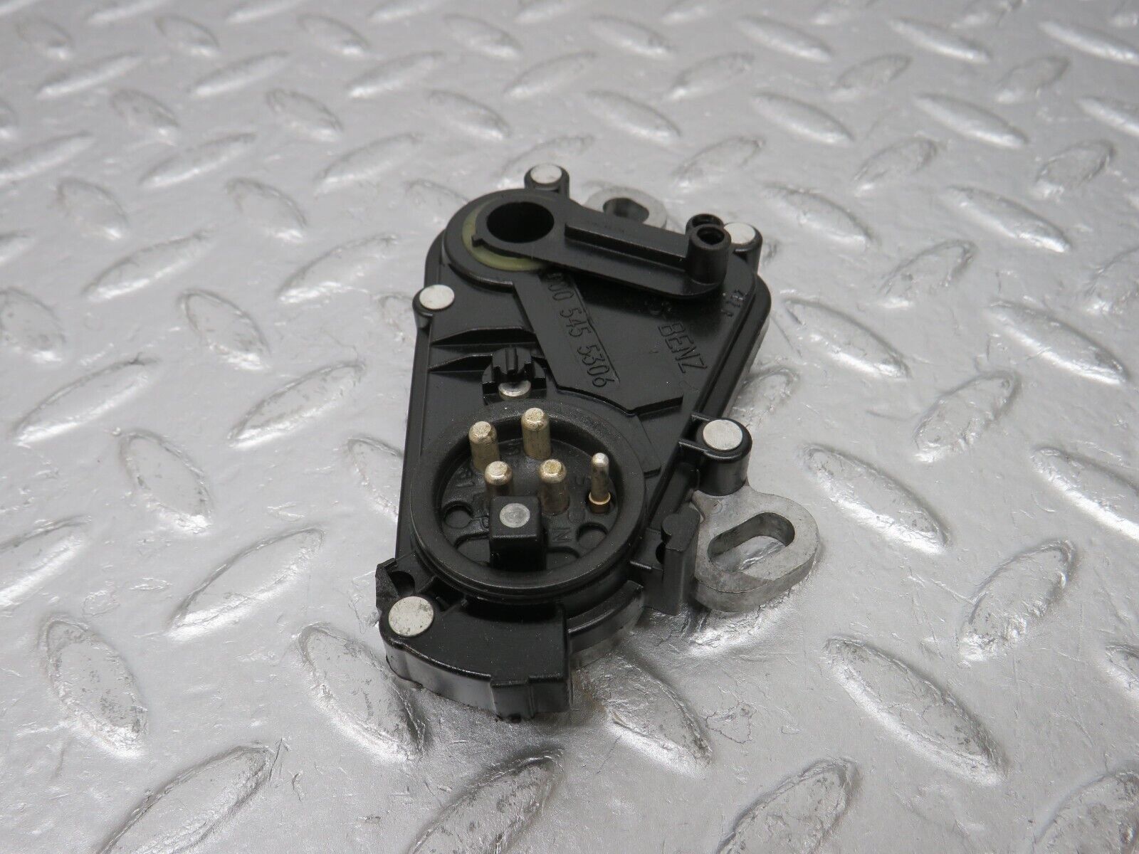 33133 Mercedes-Benz W126 380 V8 M116 Reverse Light Switch 0005455306