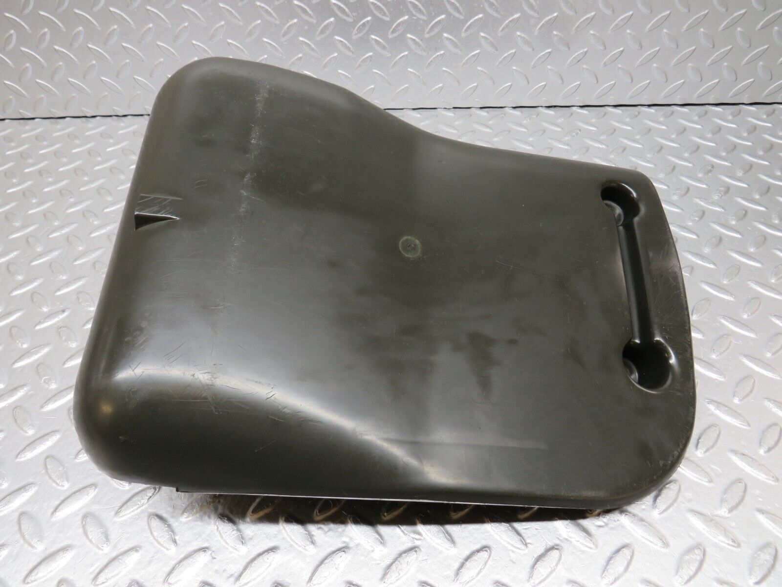 33666 Mercedes-Benz W201 190E 2.0L Fuel Pump Protective Cover 2014780537