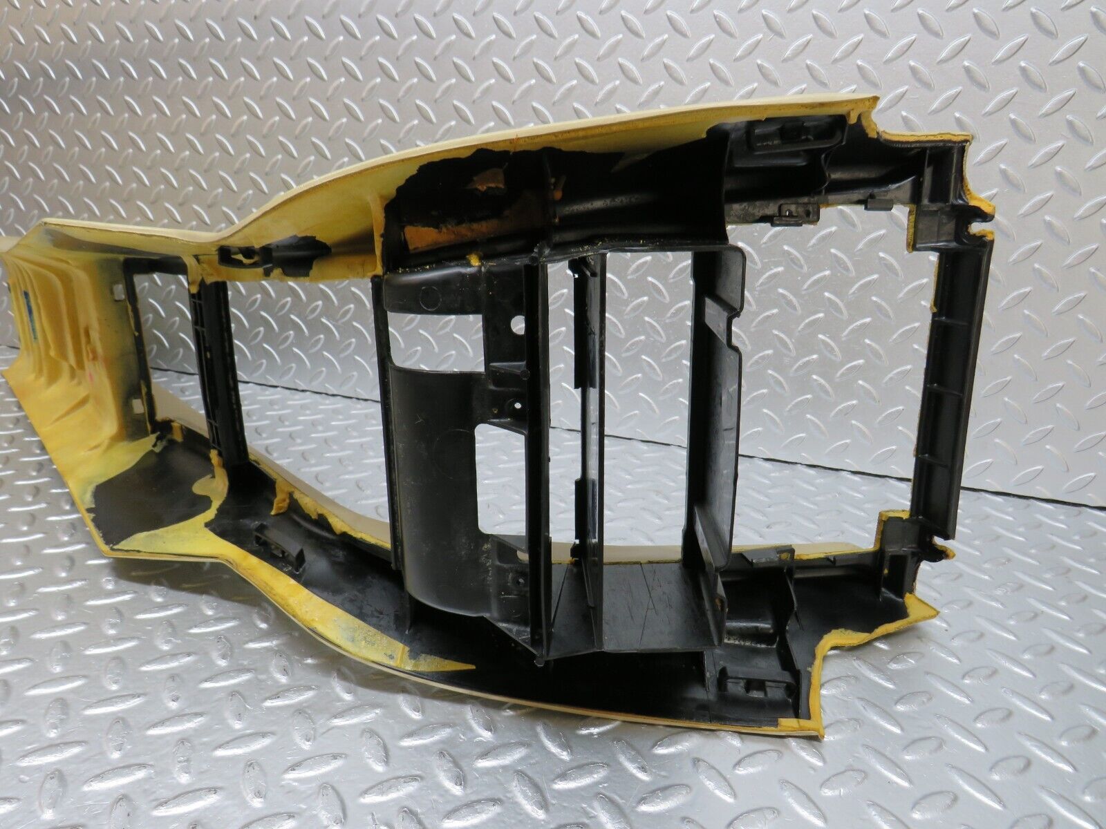 34120 Mercedes-Benz W124 260E Centre Console Beige