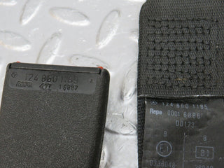 34011 Mercedes-Benz W124 260E Rear Seat Belt Set