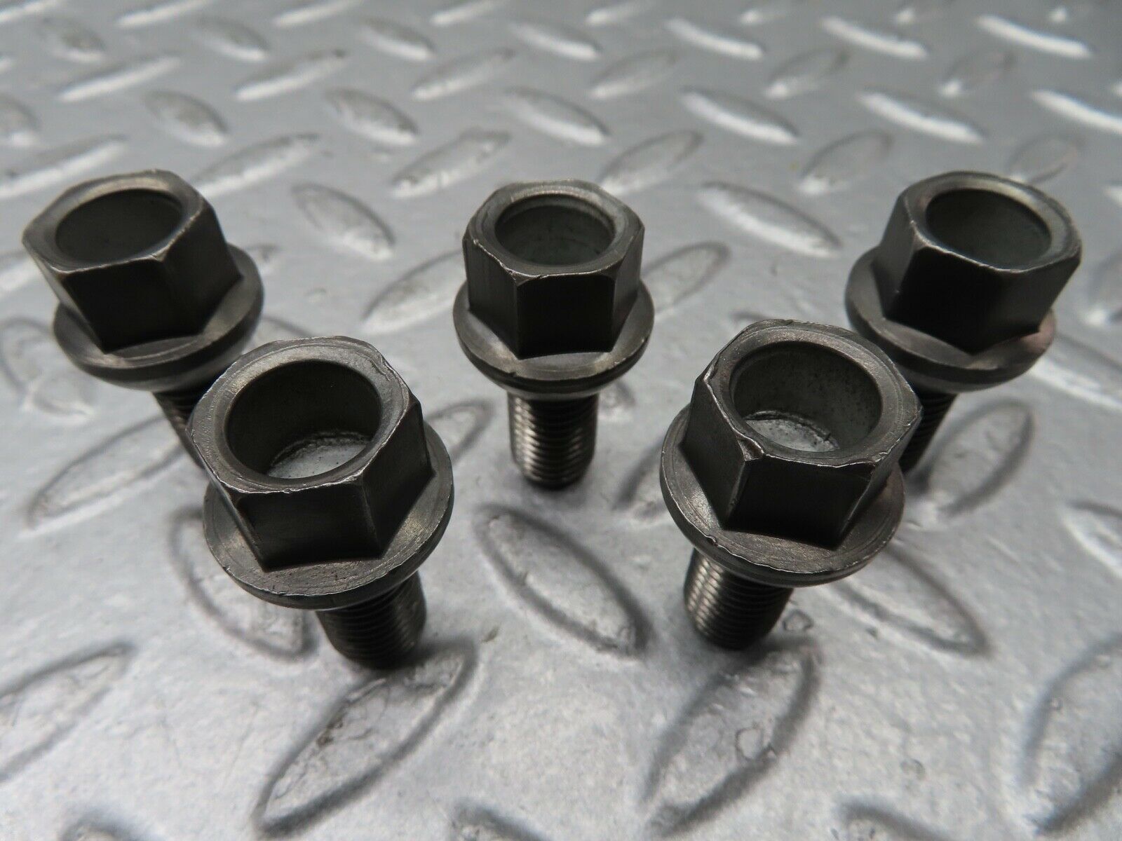 20536 Mercedes-Benz 5x Alloy Wheel Lug Bolt M12x1.5