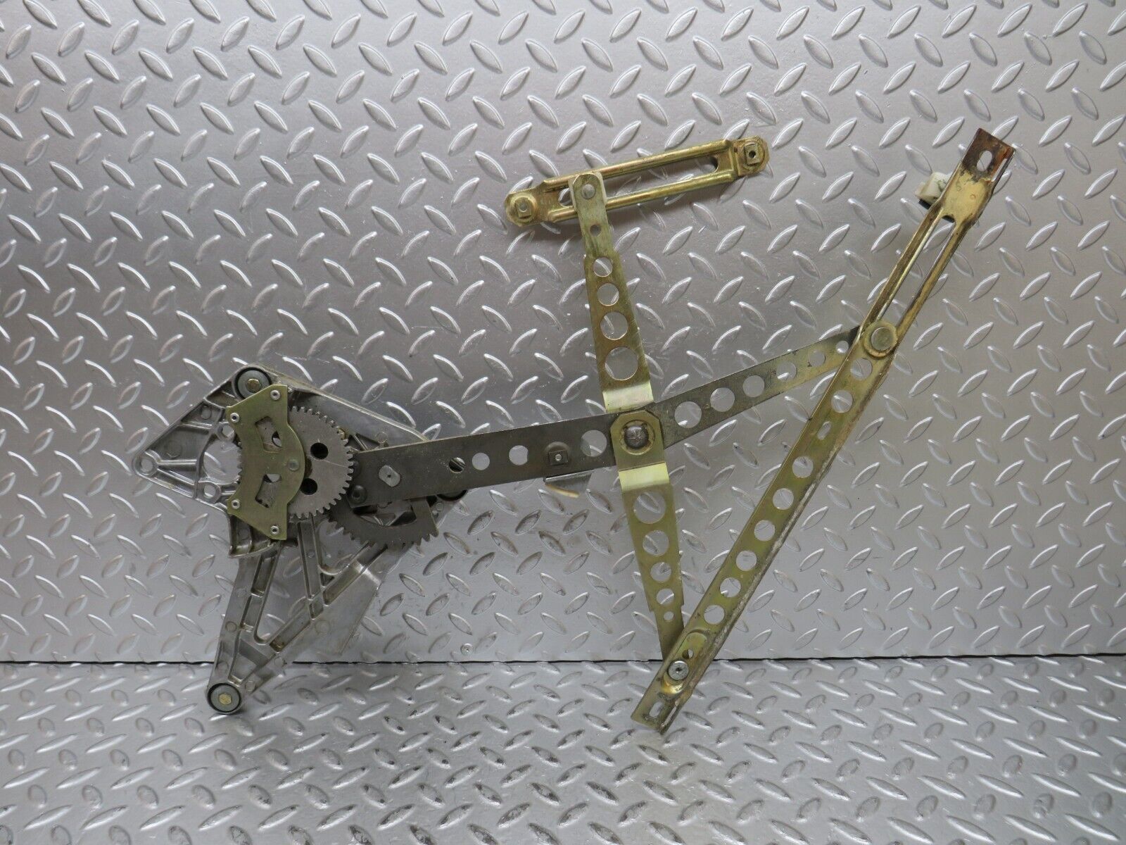 28712 Mercedes-Benz W123 230E Front Left Power Window Regulator 1237202746