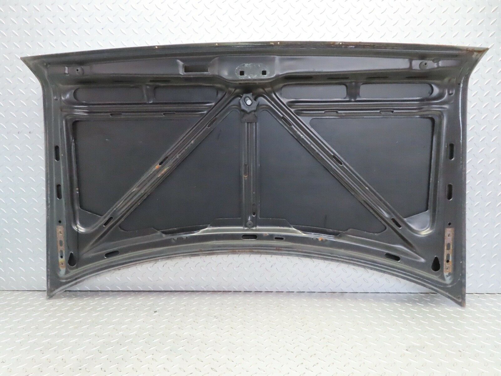 17700 Mercedes-Benz W116 450SEL Boot Lid Trunk Door