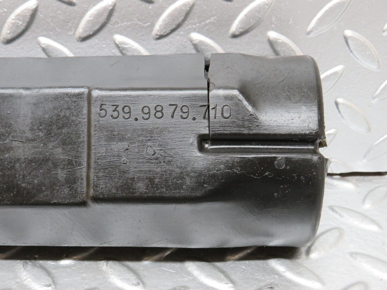 24699 Mercedes-Benz W140 S320 Climate Control Vacuum Valve Unit 2108000078