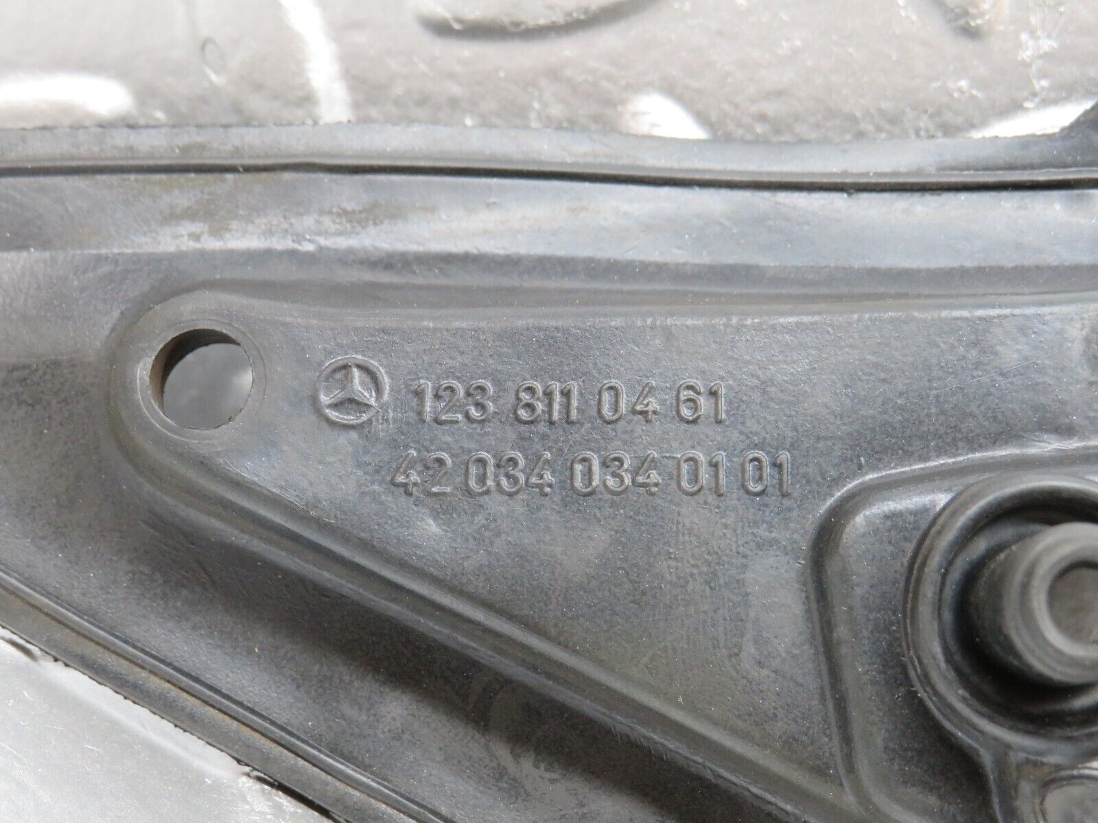 31029 Mercedes-Benz W123 230E Right Wing Mirror Rubber Cover 1238110461