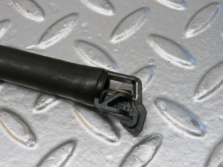 25011 Mercedes-Benz W140 S320 Front Right Seat Belt Adjuster Cable 1408600288