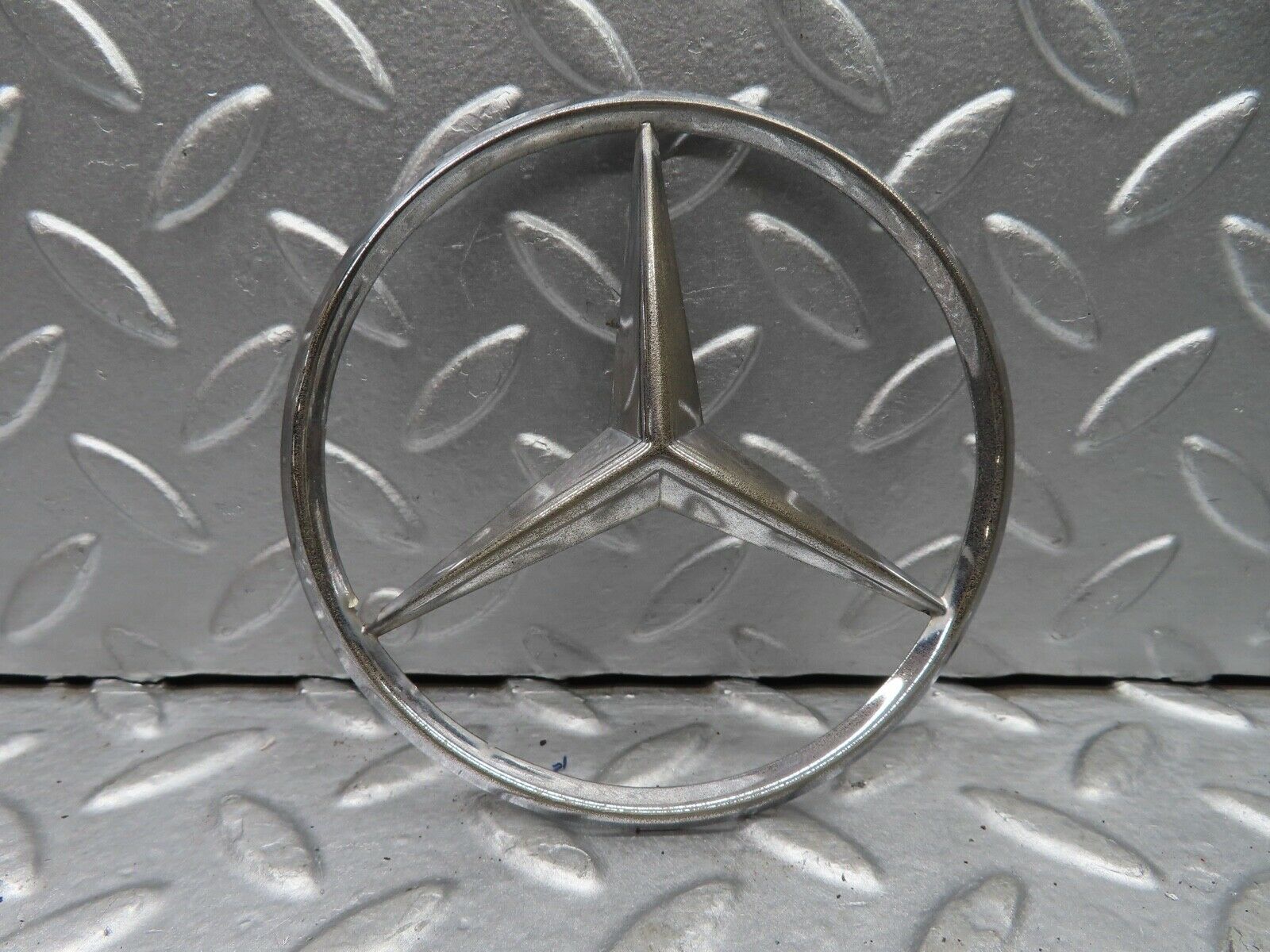 20269 Mercedes-Benz W114 280CE Coupe Trunk  Badge Emblem