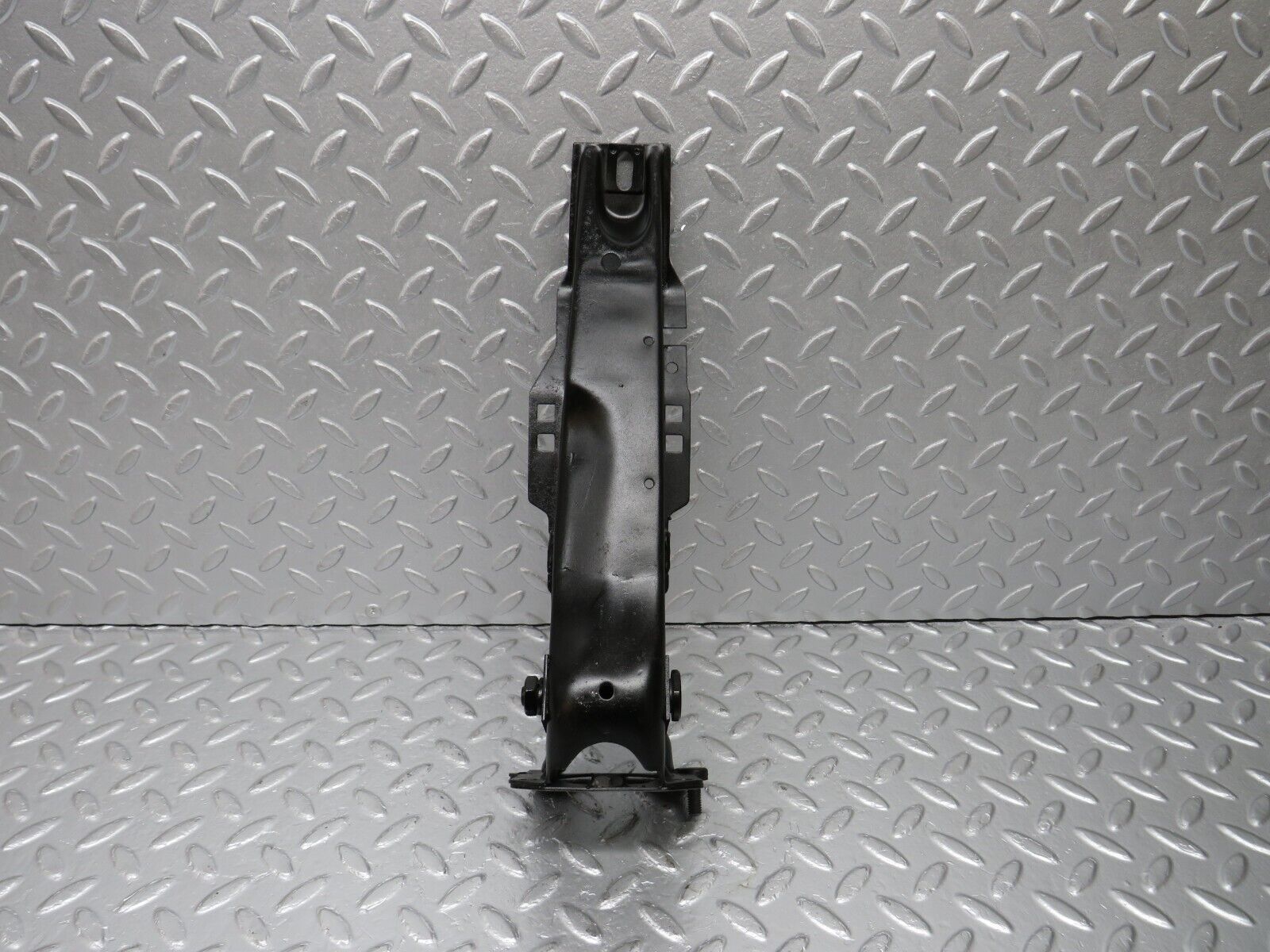 40403 Mercedes-Benz W110 230 Brake Pedal Bracket