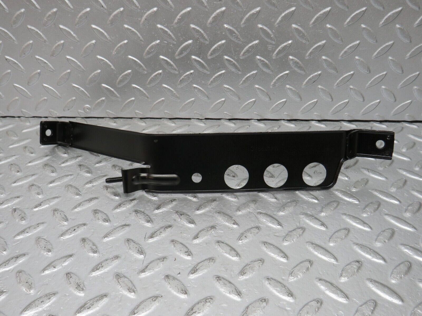 33466 Mercedes-Benz W202 C180 Fuel Tank Holder Strap 2024700640