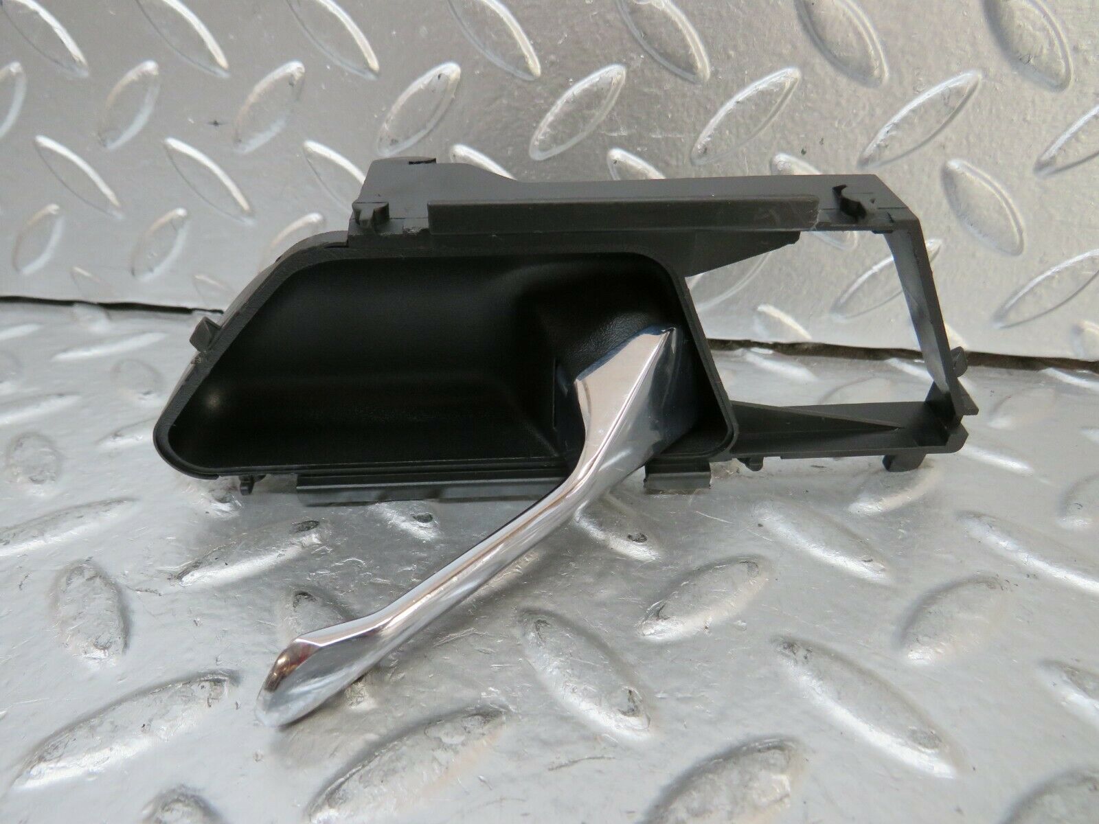 24204 Mercedes-Benz S124 220TE Interior Door Handle Right Side 1247600261