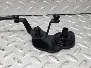 41233 Mercedes-Benz W126 300SE Throttle Linkage