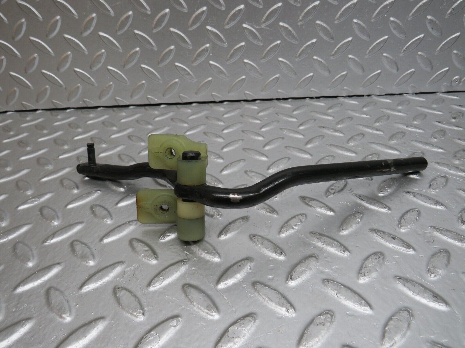 32163 Mercedes-Benz W123 230E Accelerator Pedal Linkage