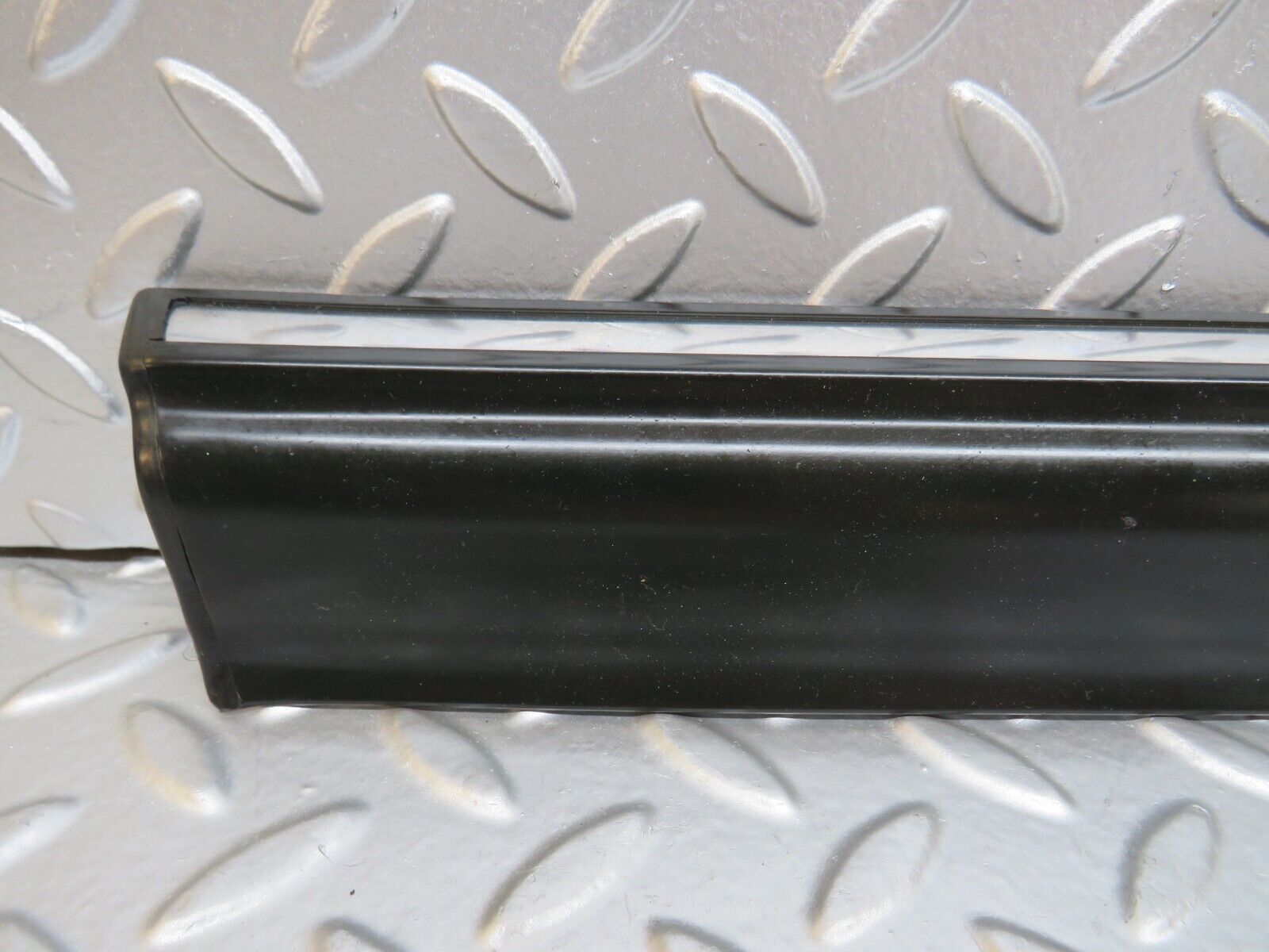 27113 Mercedes-Benz W123 280E Front Left Door Lower Moulding Trim