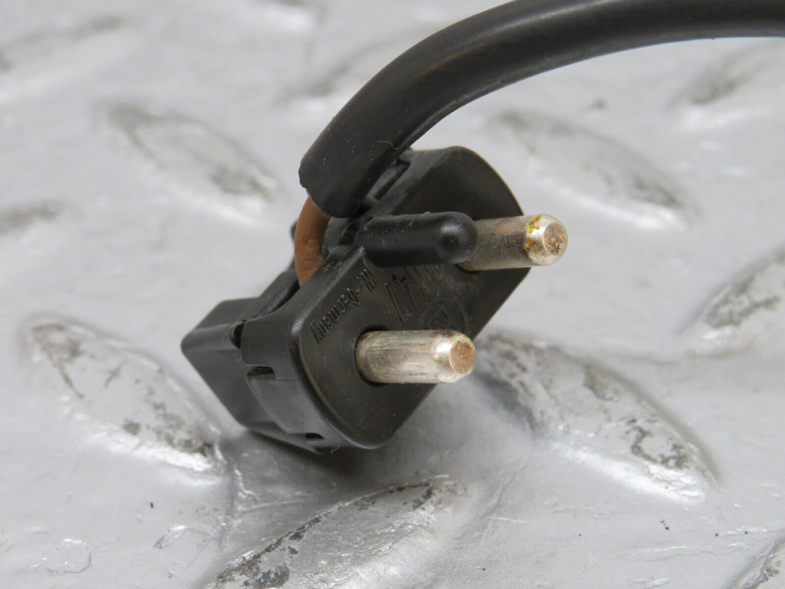33508 Mercedes-Benz W202 C180 Front Wing Indicator Cable Wire