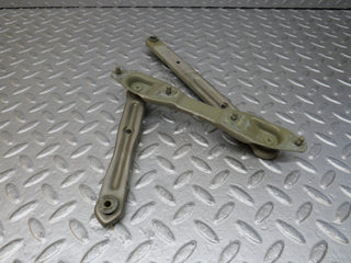 36537 Mercedes-Benz W201 190E 2.0L Bonnet Hinge Right Side