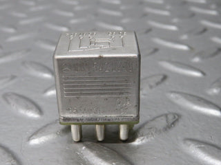 31232 Mercedes-Benz S124 220TE Wagon Multi Purpose Relay 0015420219