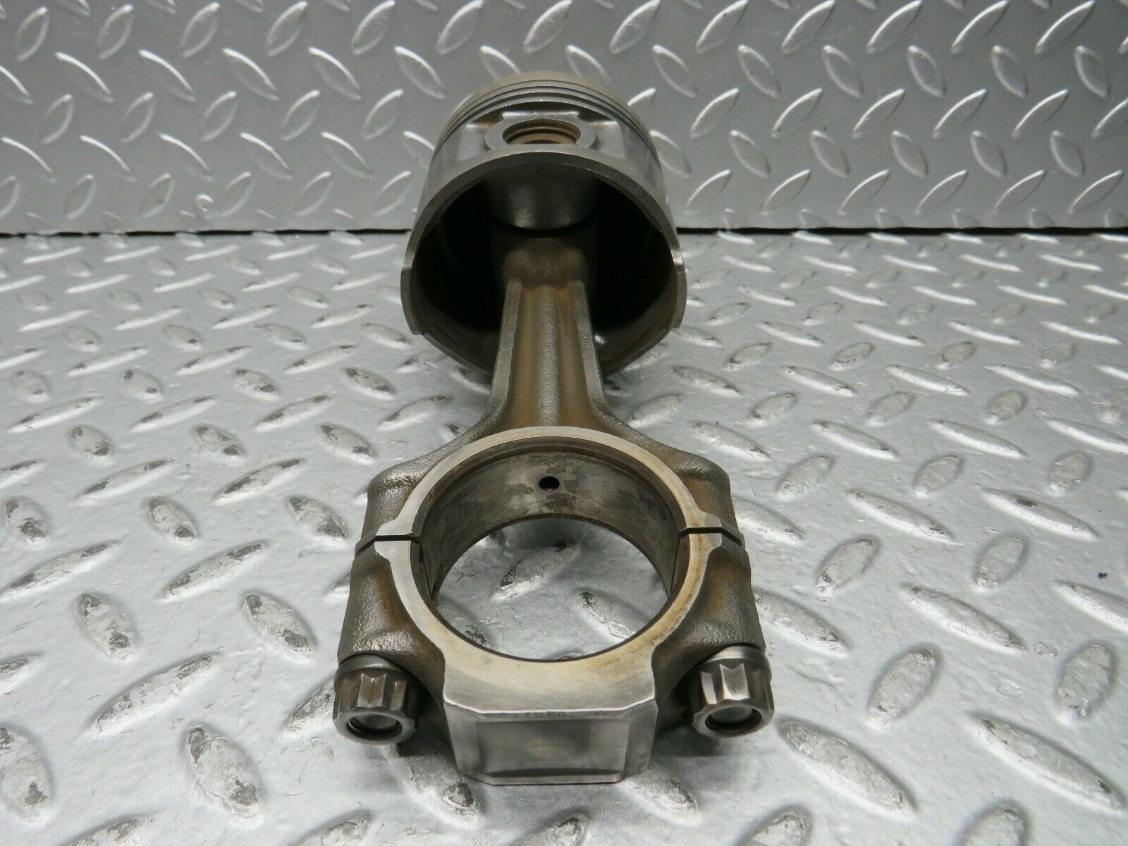 22208 Mercedes-Benz S123 280TE Piston With Connecting Rod 85.975 mm