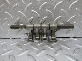 0362 Mercedes-Benz W123 220D  Camshaft Rocker Arm With Shaft