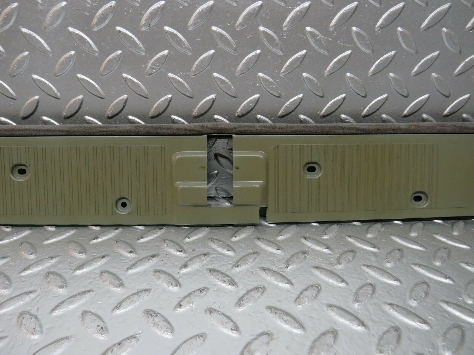 24240 Mercedes-Benz S124 220TE Wagon Tailgate Cover Panel Grey 1247470635