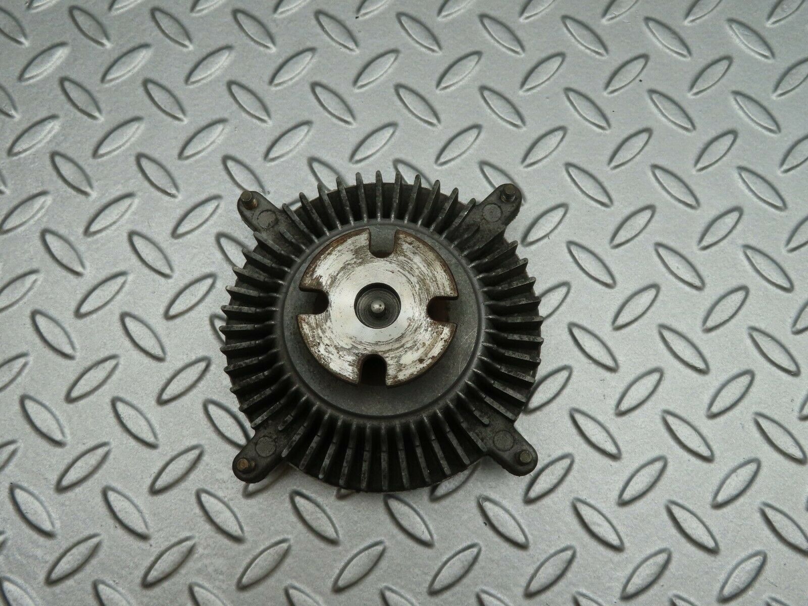 5000 Mercedes-Benz R107 350SL Coupe Engine Cooling Fan Clutch 1162000122
