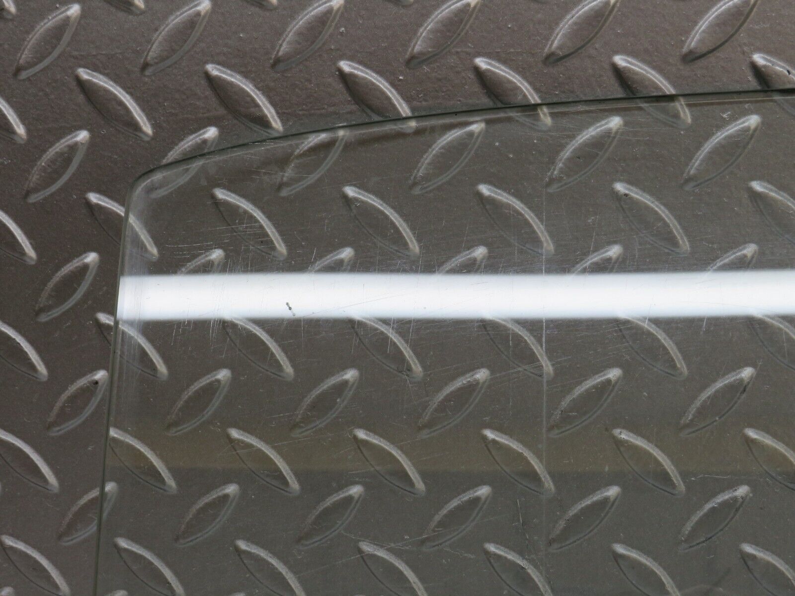 35791 Mercedes-Benz W108 Rear Right Door Window Glass