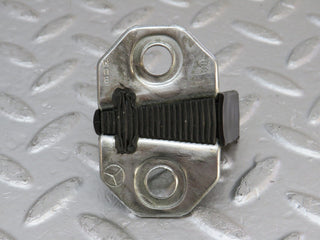 33375 Mercedes-Benz W202 C180 Door Lock Latch