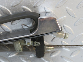 40617 Mercedes-Benz W123 300D Rear Right Exterior Door Handle 1237600359 1237660005