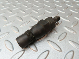 W115 diesel fuel injector used OEM