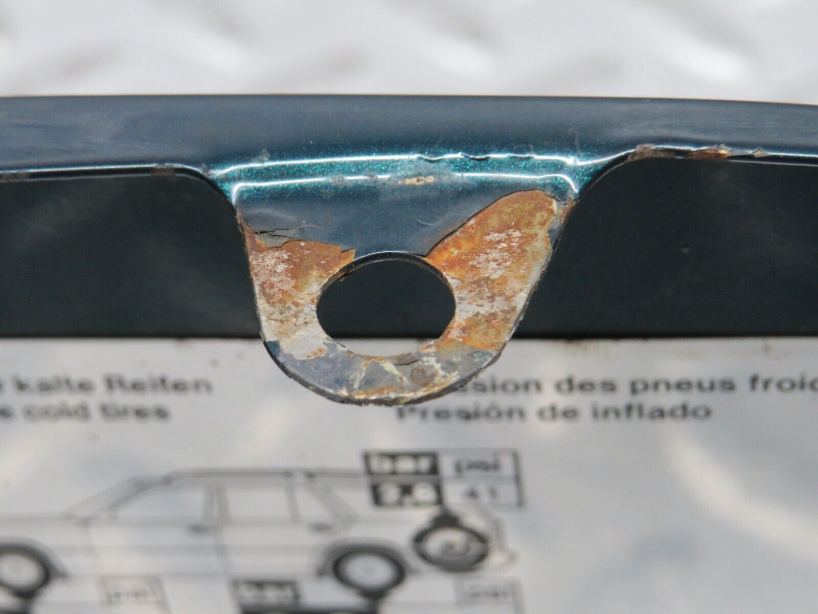 27603 Mercedes-Benz S124 300TE Wagon Fuel Tank Flap Cap 1245841039