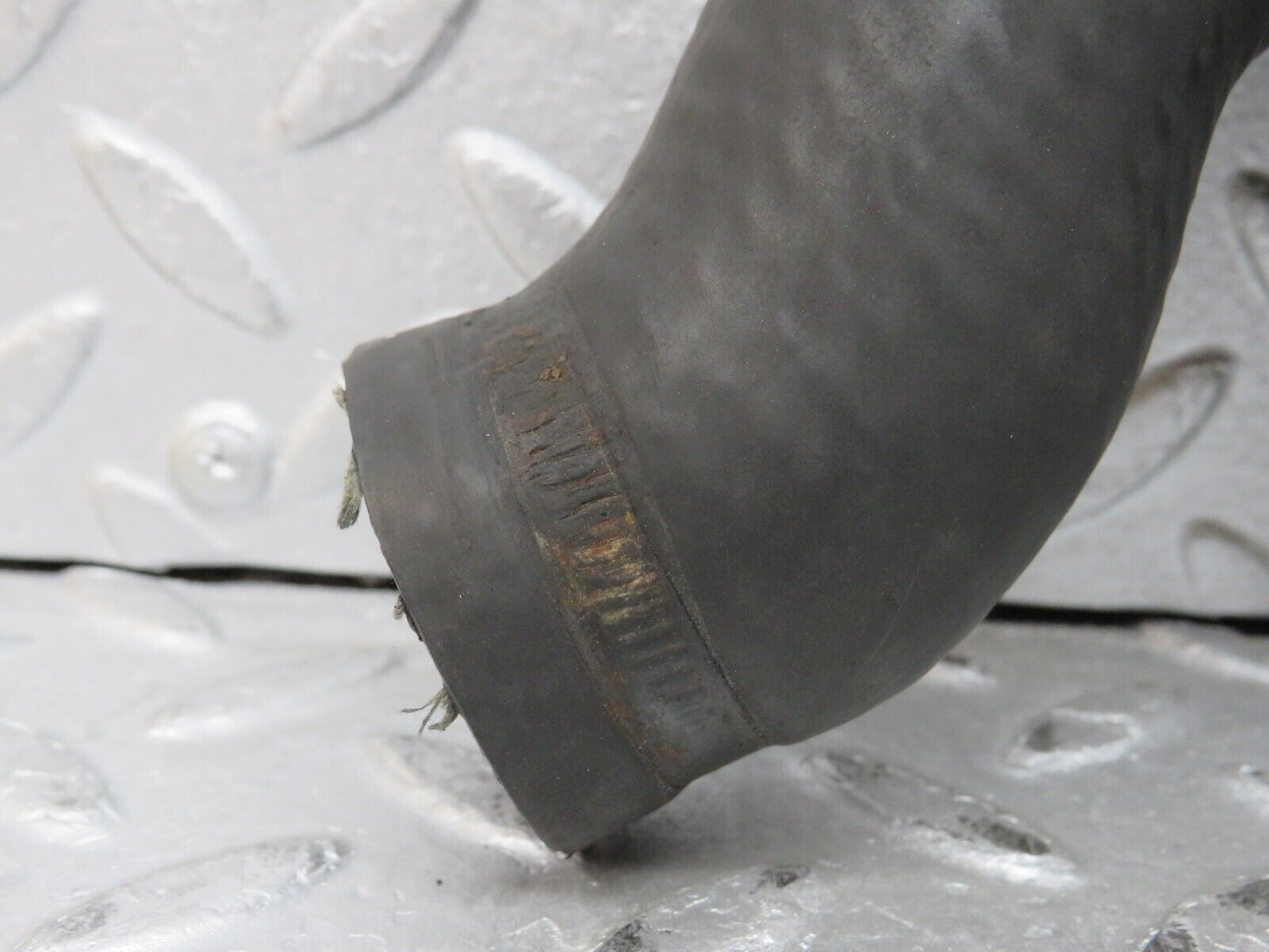 37759 Mercedes-Benz A124 320E Cabriolet Coolant Hose Pipe 1245019482