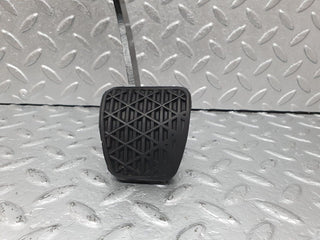 41457 Mercedes-Benz W124 200E Brake Pedal With Rubber 2012920082