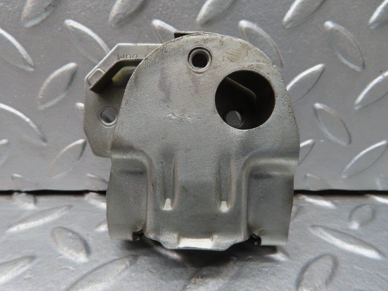 17009 Mercedes-Benz C123 280CE Coupe Trunk Lock 0007500185