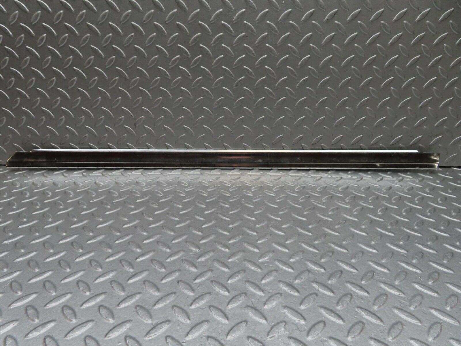 12715 Mercedes-Benz W111 220SE Rear Right Door Chrome Moulding Trim
