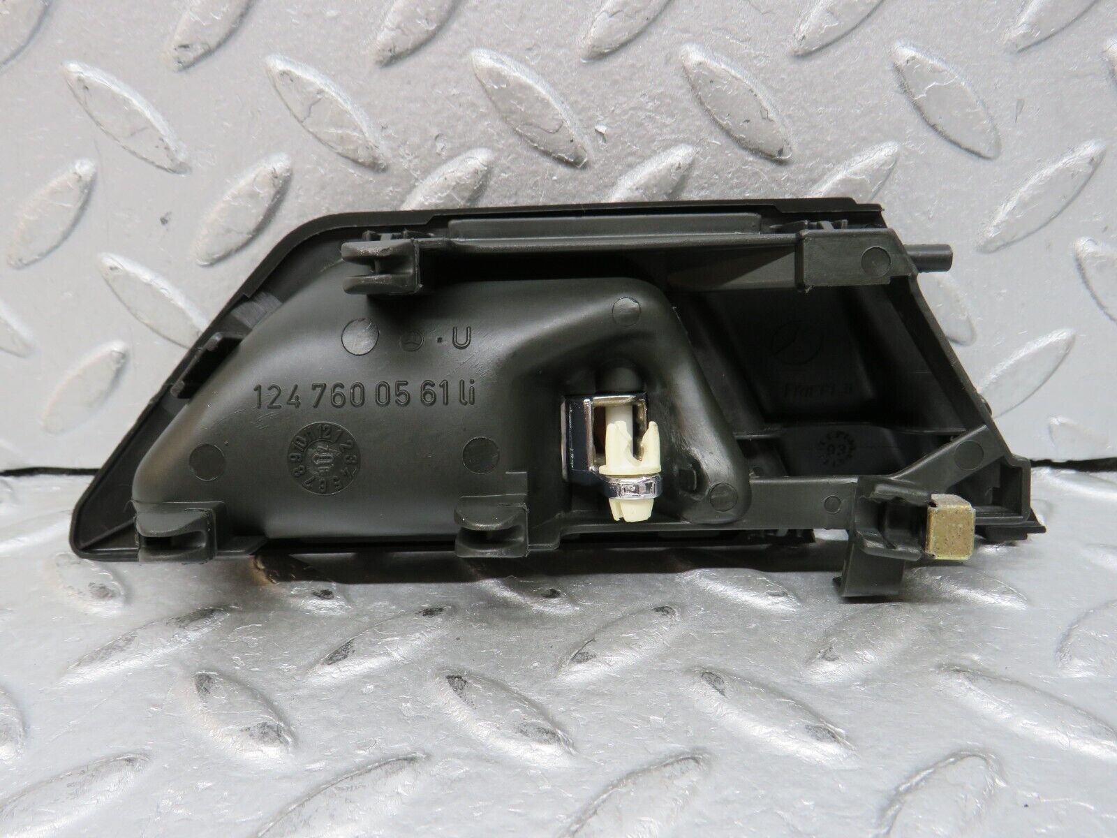 37768 Mercedes-Benz A124 320E Cabriolet Interior Door Handle Left 1247600561