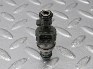W124 Cabriolet fuel injector used OEM