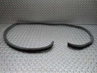 15019 Mercedes-Benz W140 S320 Front Right Door Seal