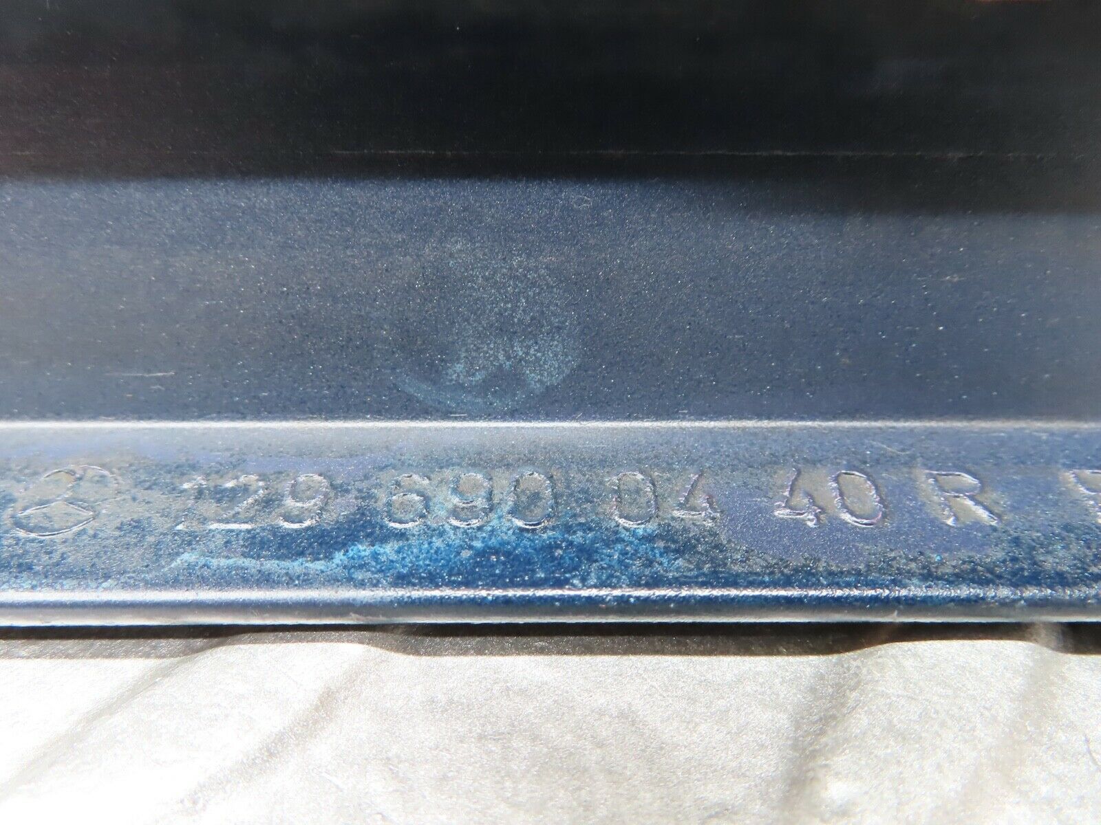 19969 Mercedes-Benz R129 300SL Coupe Right Door Lower Moulding 1296900440