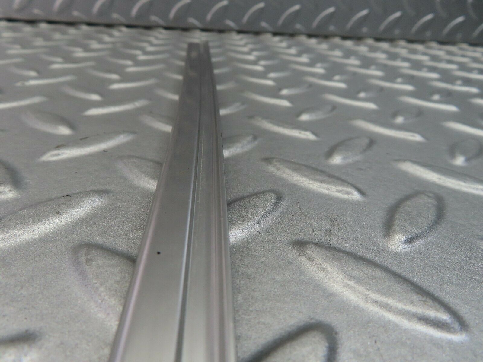 7780 Mercedes-Benz S123 230TE Wagon Door Chrome Window Frame Front Right