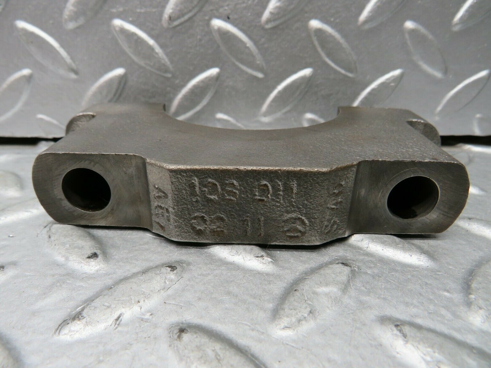 22114 Mercedes-Benz S123 280TE Crankshaft Bearing Holder Block 1080110211