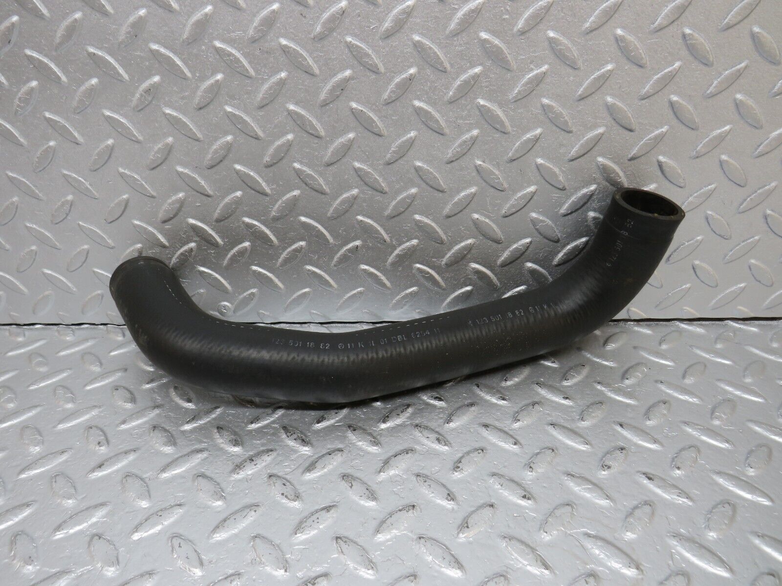 40577 Mercedes-Benz W123 300D Radiator Hose Pipe 1235011882