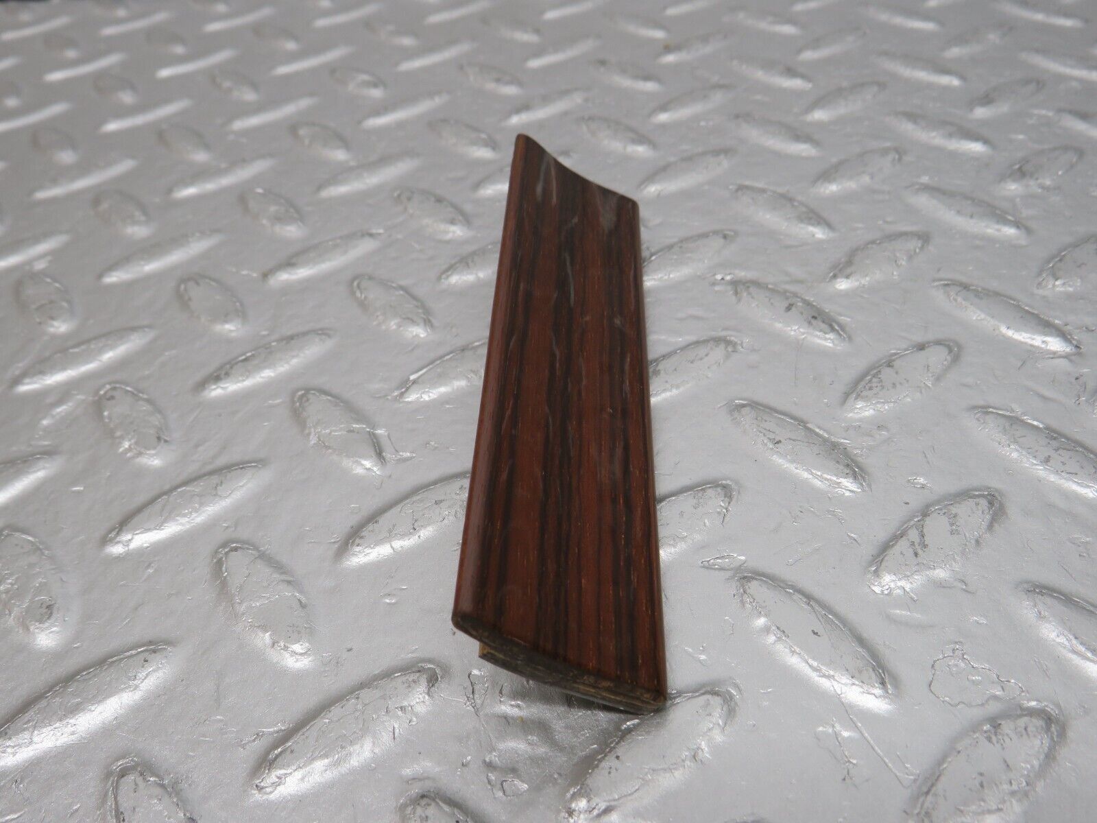 33175 Mercedes-Benz W124 Dashboard Wood Trim