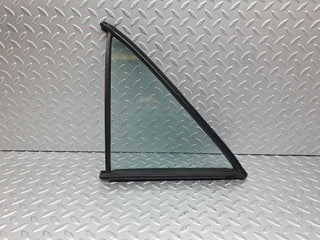 41130 Mercedes-Benz W126 300SE Rear Left Quarter Window Glass 1267350124