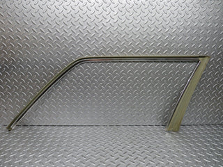 28464 Mercedes-Benz S123 240D Wagon Rear Right Exterior Frame Trim