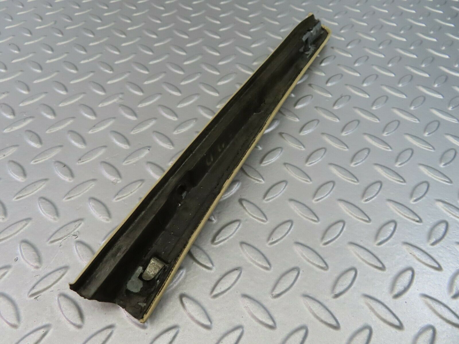 7233 Mercedes-Benz W116 450SE Rear Right Door Interior Trim