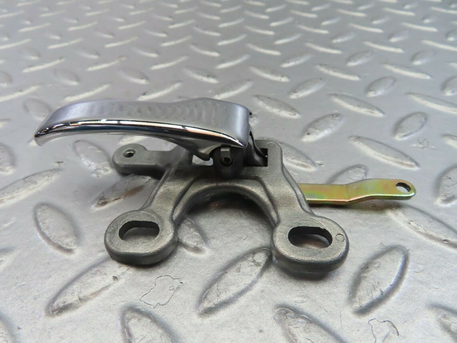 10758 Mercedes-Benz W123 230E Right Interior Door Handle