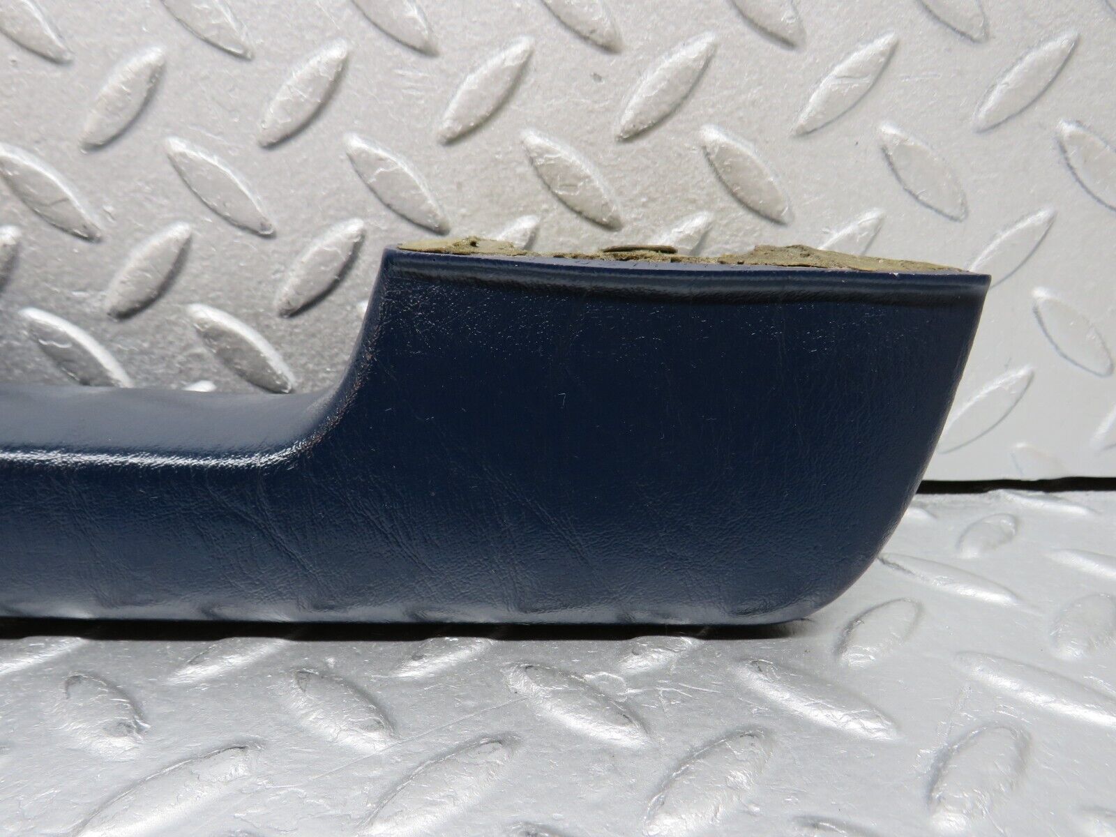 39077 Mercedes-Benz R107 500SL Coupe Interior Door Handle Right Blue