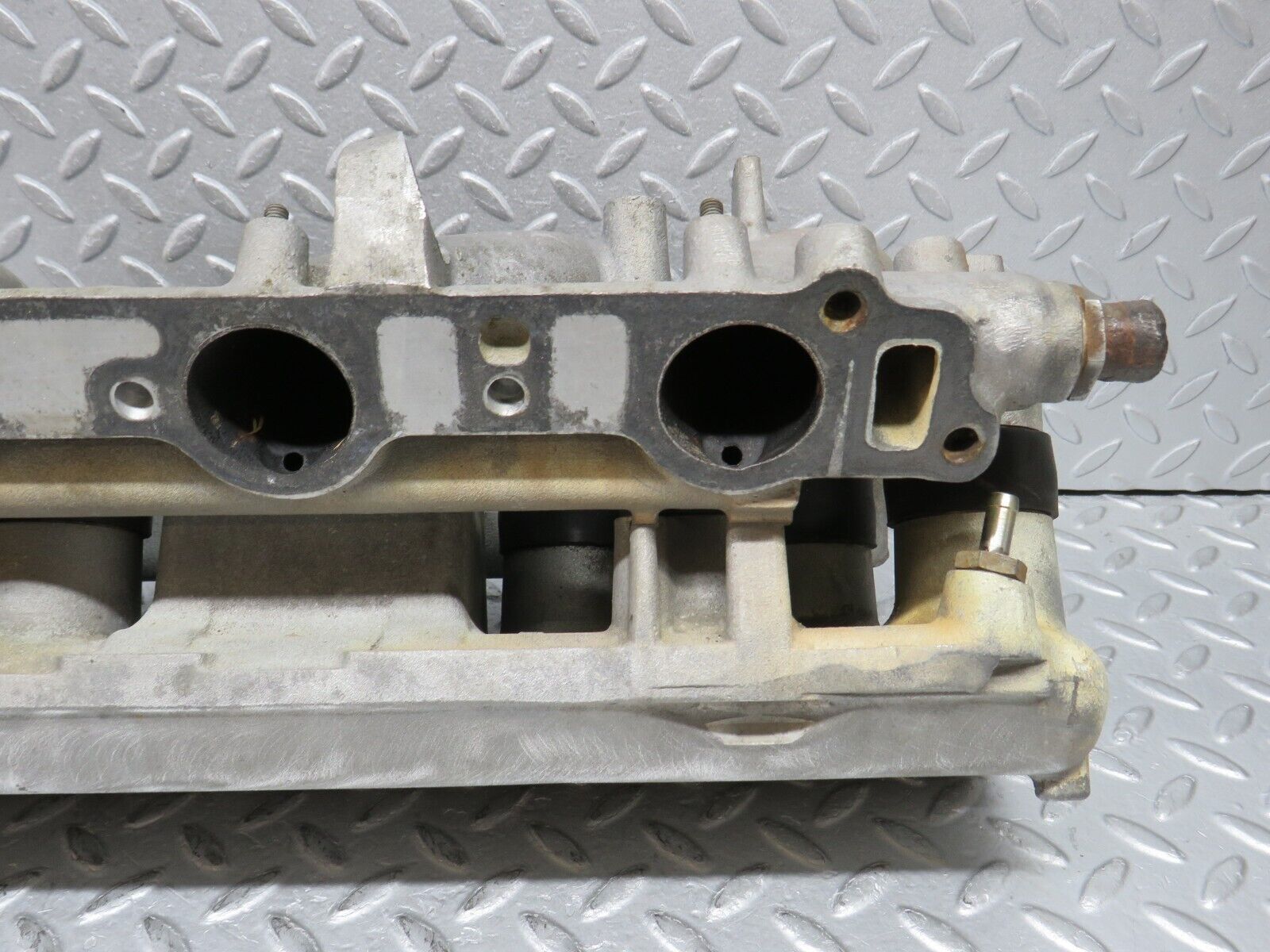 37671 Mercedes-Benz W109 300SEL Air Intake Manifold 1161411701 1161412201